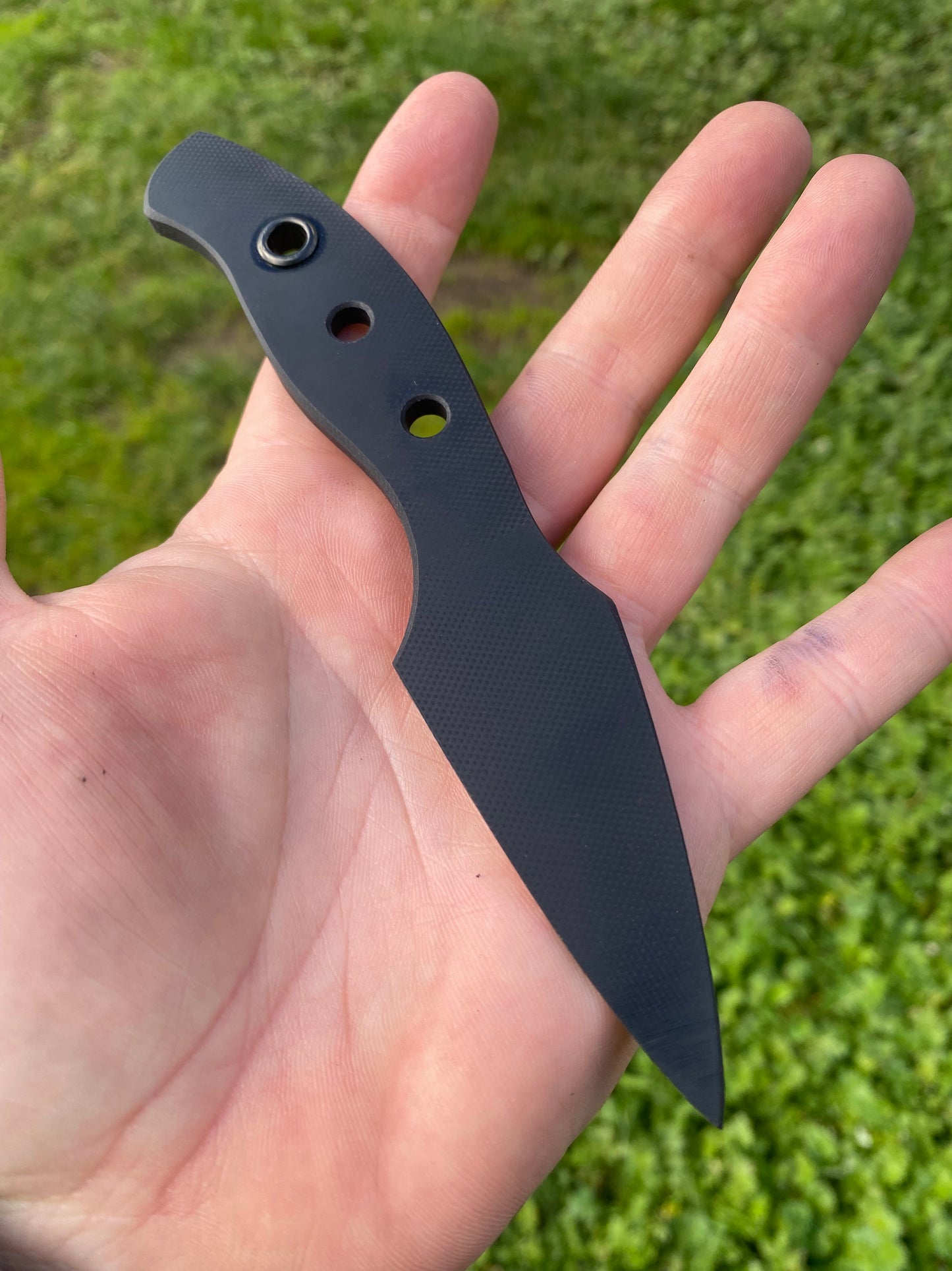 Arrow bare trainer